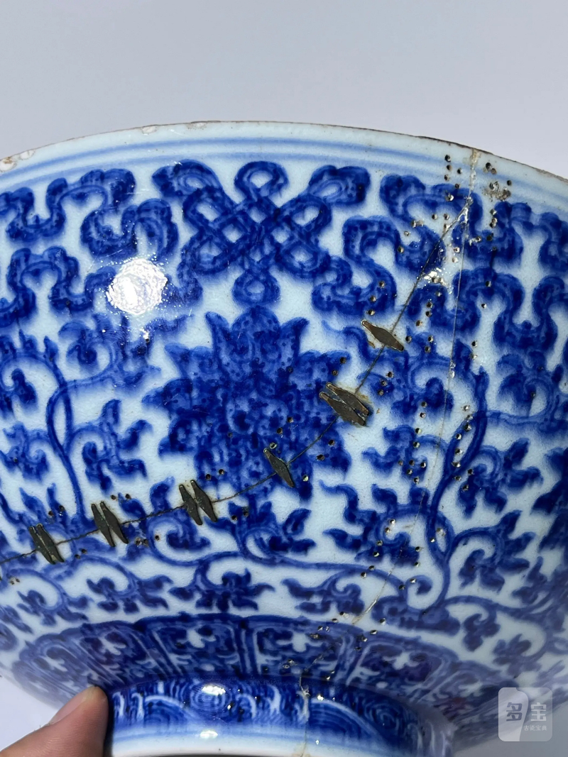 清乾隆時代 染付八宝紋茶碗 青花博古紋碗 【大清乾隆年製】六字楷書(F